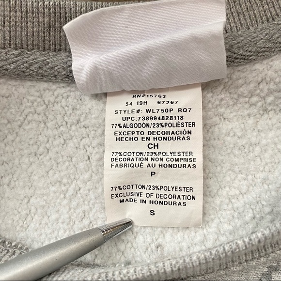 Champion Women’s Gray Reverse Weave All Over Script Sweatshirt Small - Picture 5 of 7